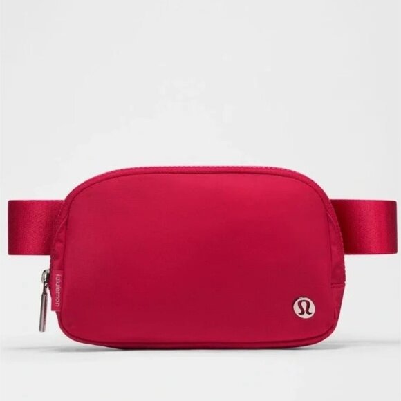 NWT Lululemon Everywhere Belt Bag 1L - Pink Dragonfruit - Picture 1 of 8